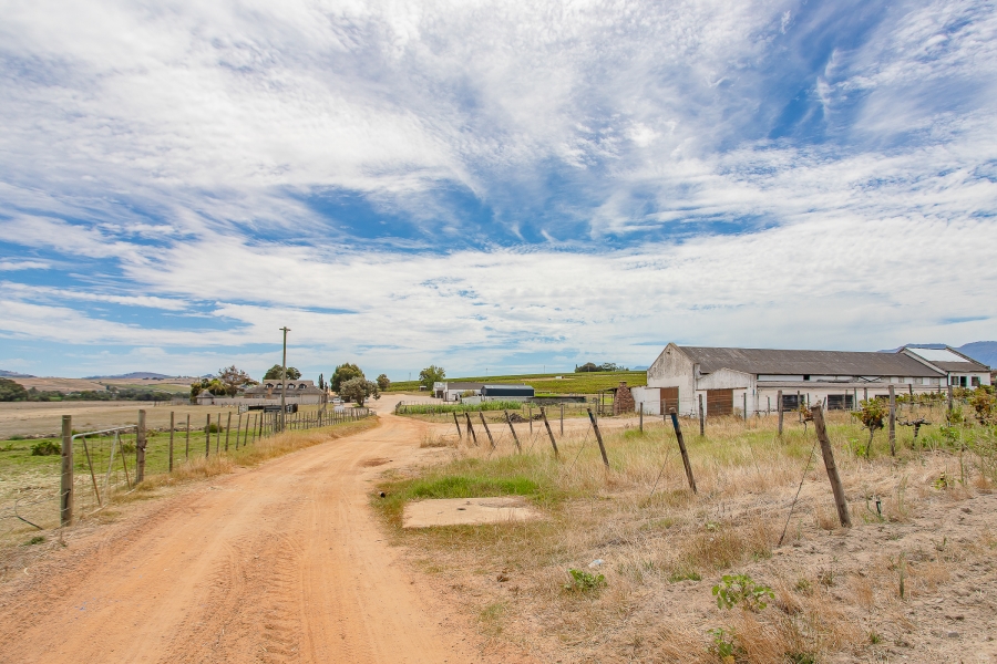 6 Bedroom Property for Sale in Lyndoch Western Cape